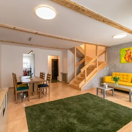 Semesterbostad Ustronny Domek Z Ogrodkiem I 3 Sypialniami - Dream Apart *