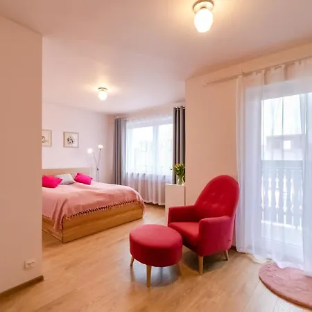 Semesterbostad Ustronny Domek Z Ogrodkiem I 3 Sypialniami - Dream Apart